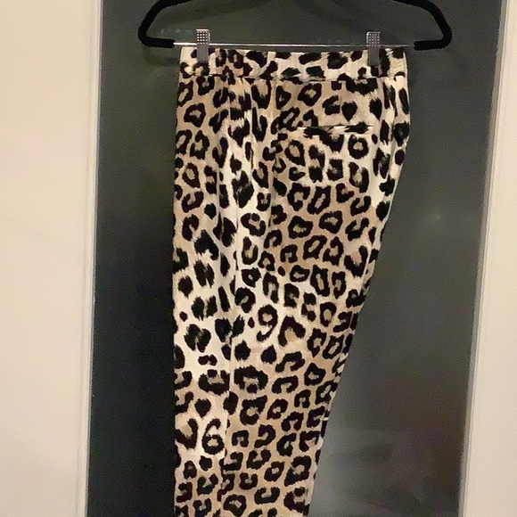Women’s animal print elastic waist pants - Picture 3 of 6